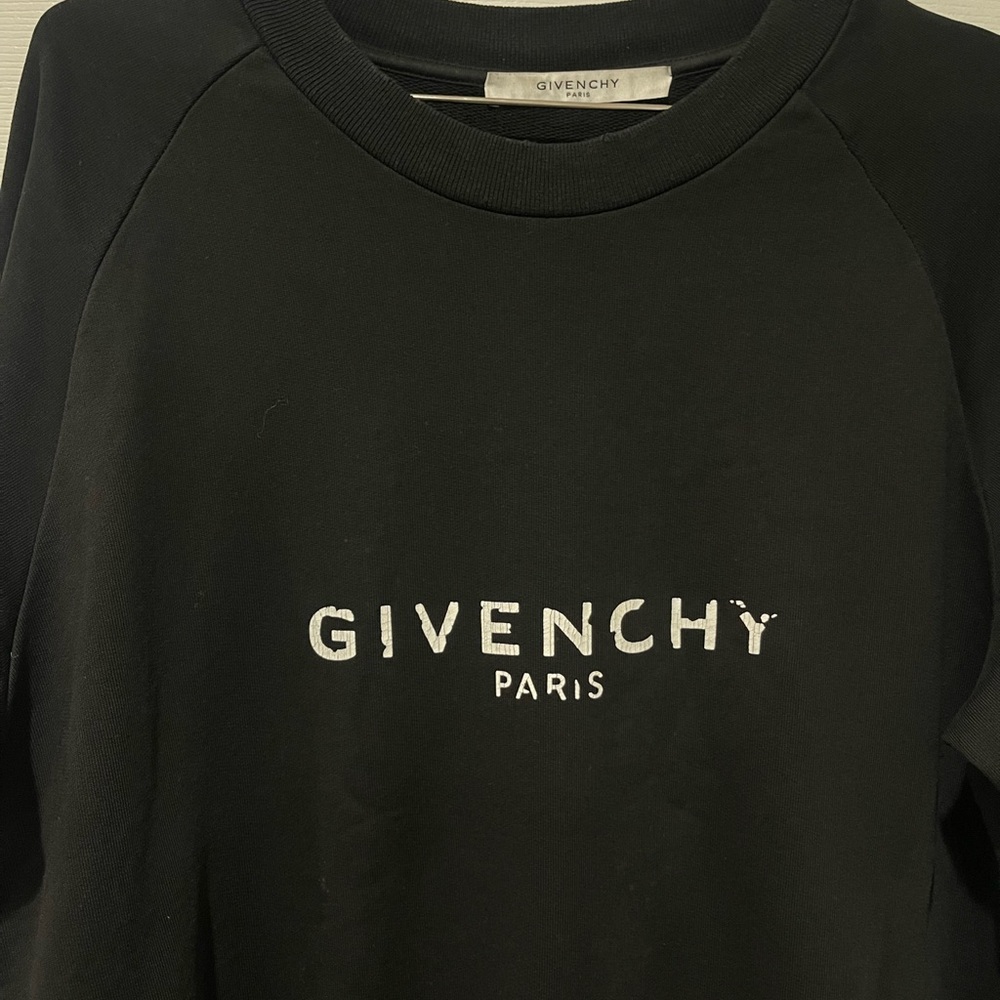 Givenchy Black and White Logo Sweatshirt - Picture 3 of 5